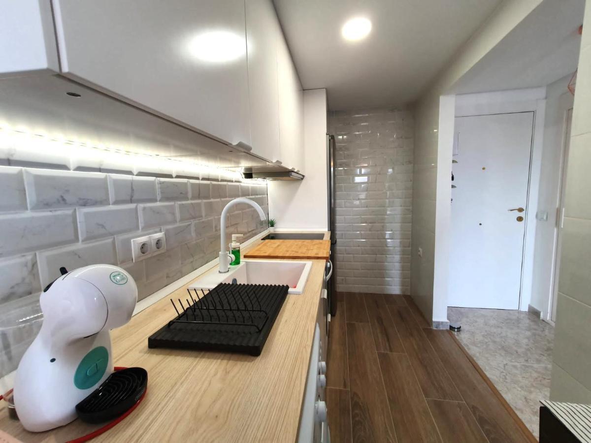 Apartamento Tropical Con Piscina Cerca De La Playa Torremolinos Eksteriør billede